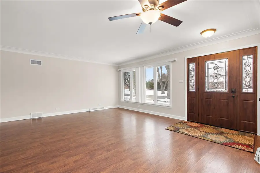 9808 S 51st Avenue, Oak Lawn, IL 60453 - #3