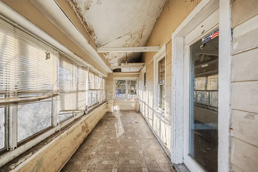 100 Park Avenue, Dekalb, IL 60115 - #3