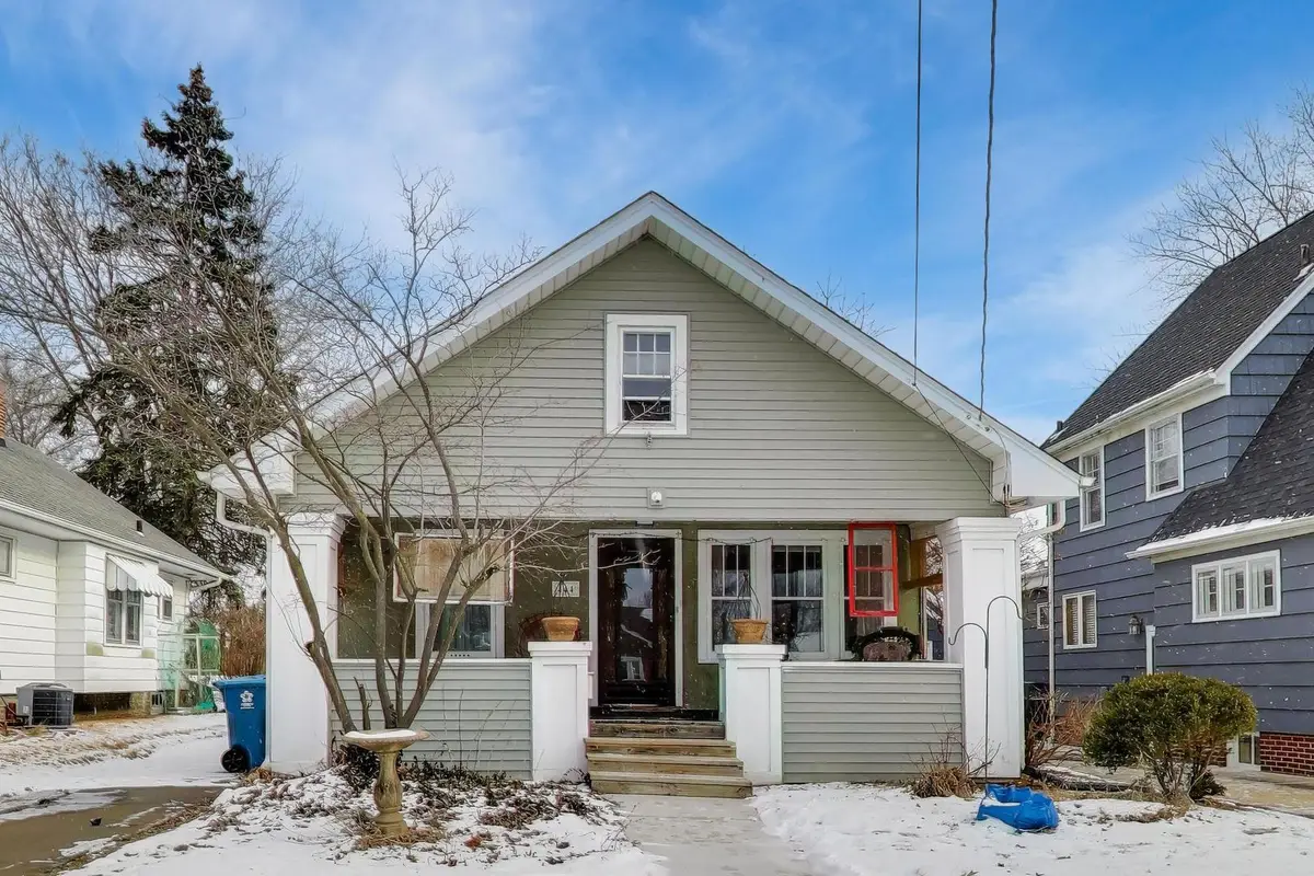 444 S Elmwood Drive, Aurora, IL 60506 - Image #1