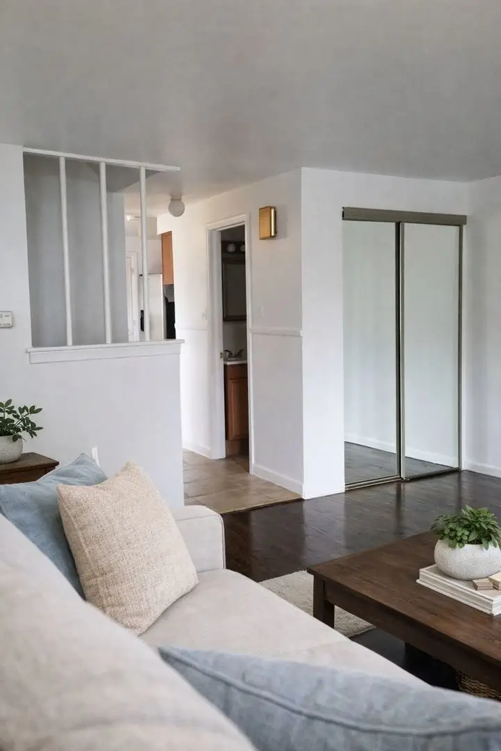 7906 S Kimbark Avenue #E, Chicago, IL 60619 - Image #3