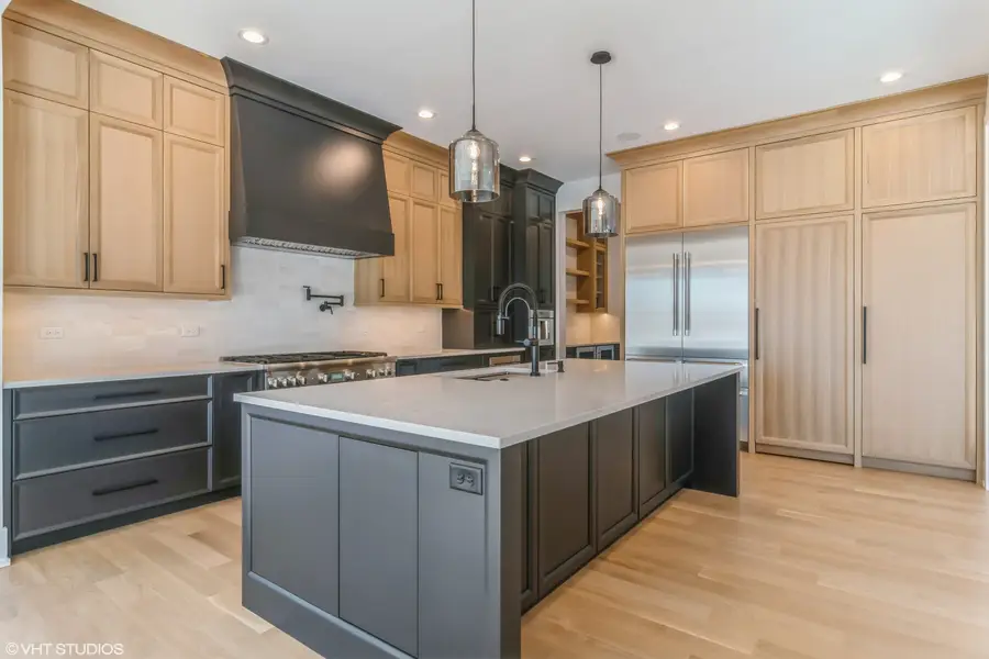 769 S Prospect Avenue, Elmhurst, IL 60126 - #2