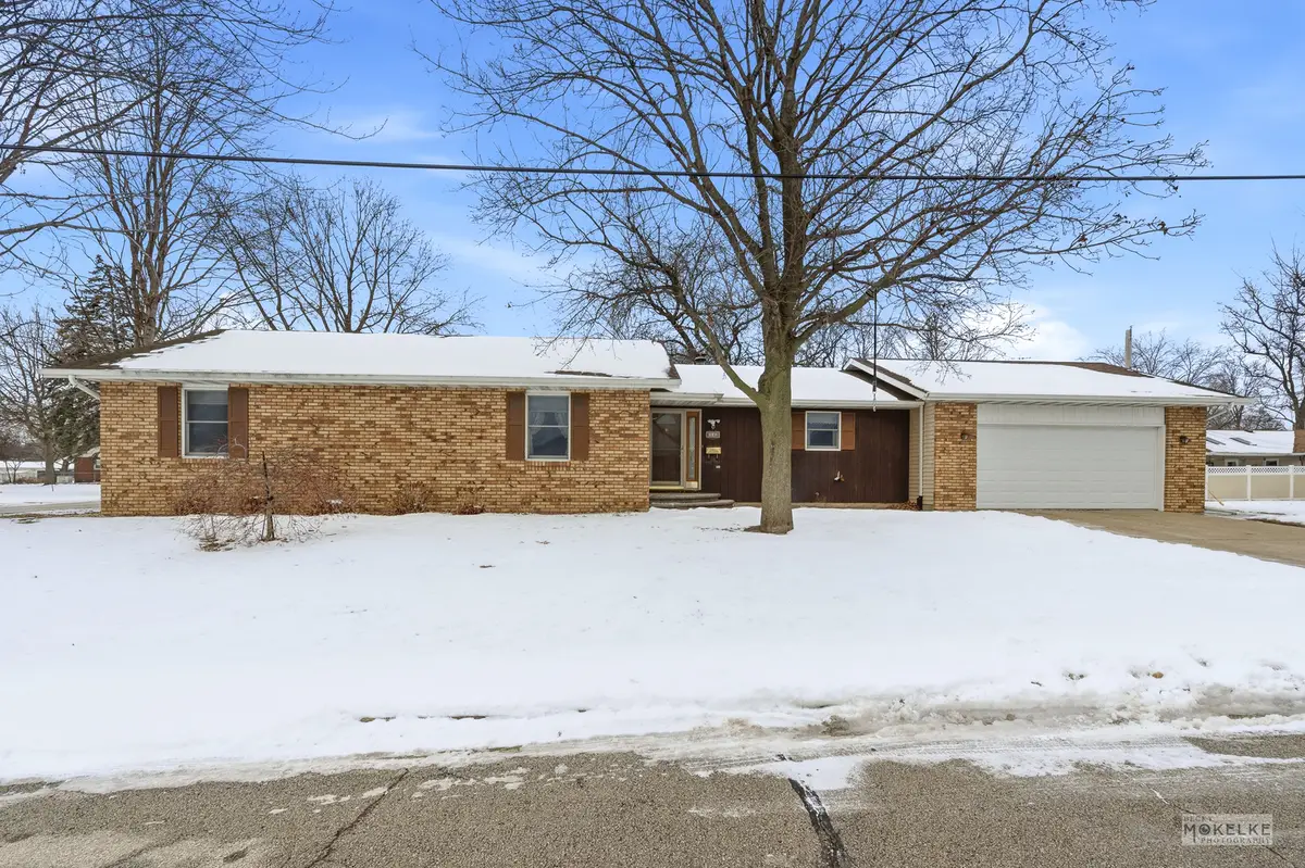 602 East Street, Morris, IL 60450 - #1