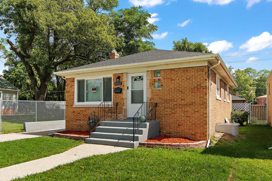 1051 Burnham Avenue, Calumet City, IL 60409 - #2