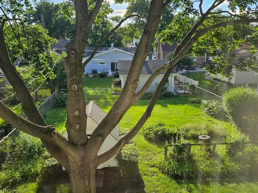 956 S Hillside Avenue, Elmhurst, IL 60126 - #2