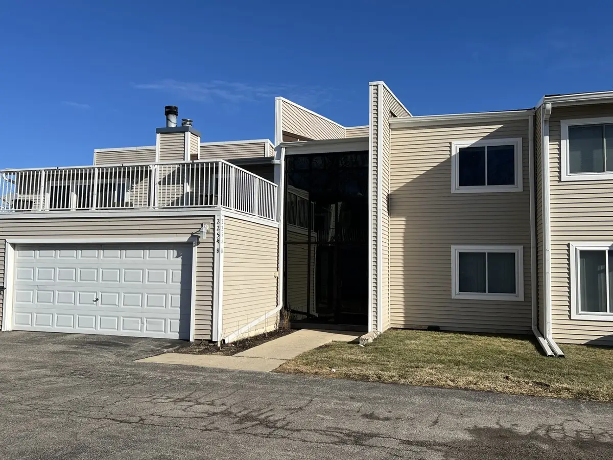 2254 N Baldwin Way #7B, Palatine, IL 60074 - Image #1