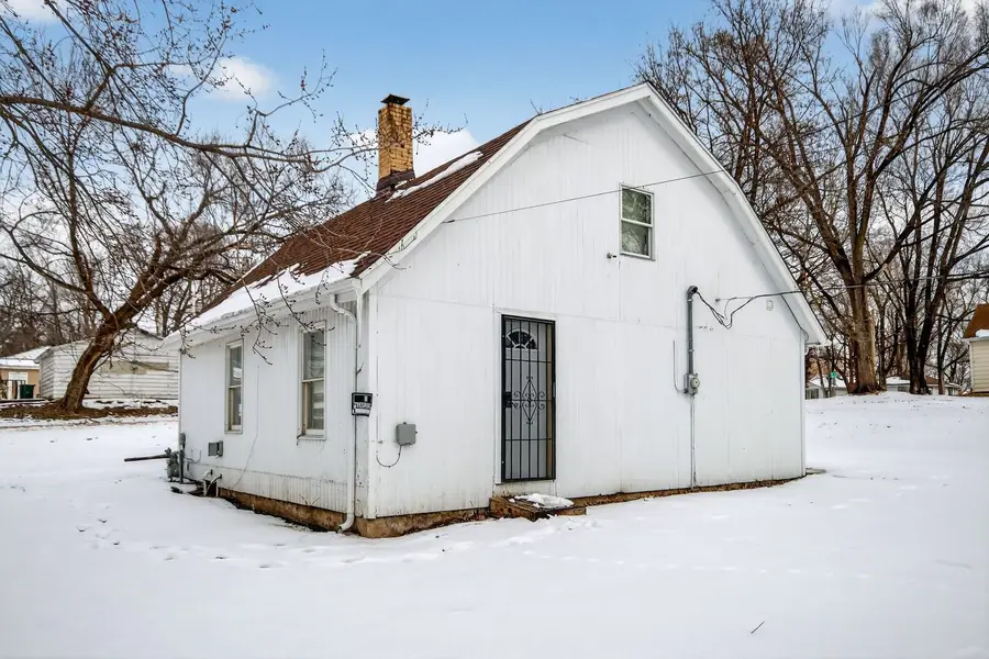 1622 E Cornell Avenue, Springfield, IL 62703 - #2