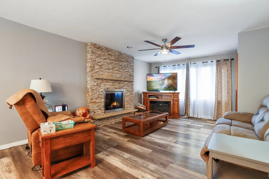 11S450 Carpenter Street, Lemont, IL 60439 - #3