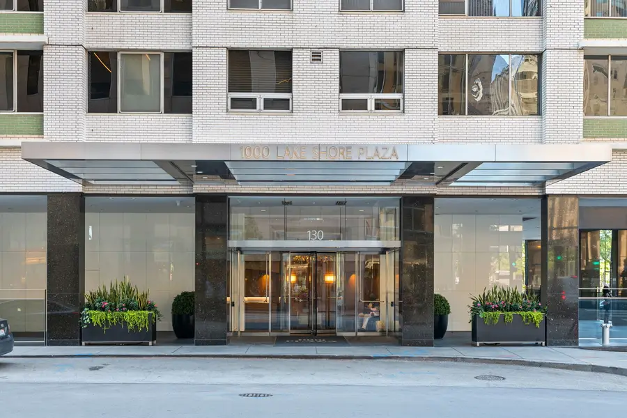 1000 N Lake Shore Plaza #39C, Chicago, IL 60611 - #2