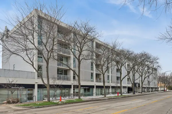1625 Sheridan Road #204, Wilmette, IL 60091