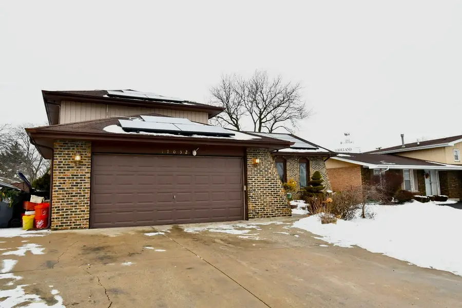 17032 Cregier Avenue, South Holland, IL 60473 - #2