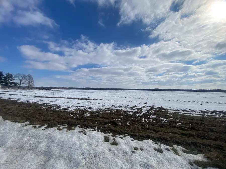 000 Four Mile Road, West Frankfort, IL 62896 - #2