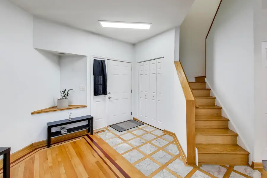 105 Heritage Lane, Streamwood, IL 60107 - #3