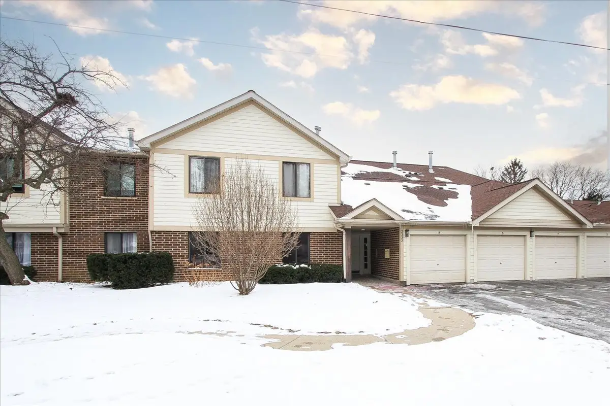2332 N Old Hicks Road #8, Palatine, IL 60074 - #1