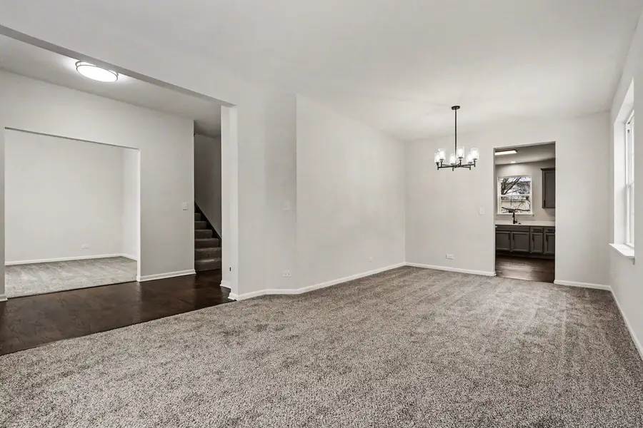 313 Kensington Drive, Oswego, IL 60543 - Image #2