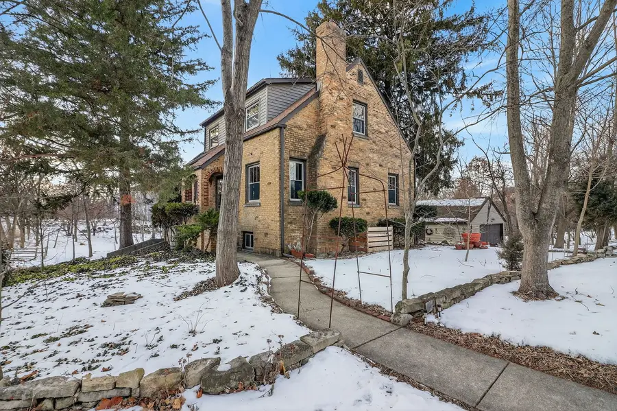 4640 Lee Avenue, Downers Grove, IL 60515 - Image #2