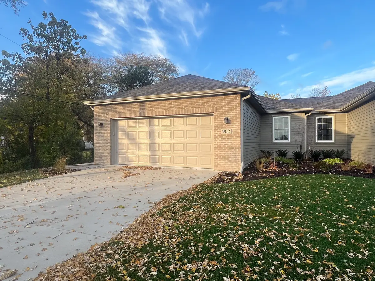 902 Lange Avenue, Beecher, IL 60401 - #1