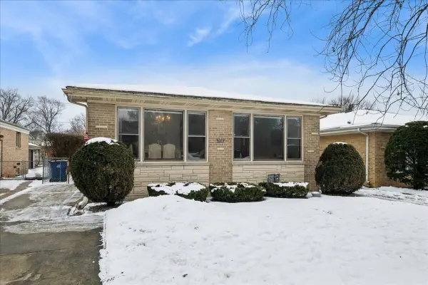 718 Lawler Avenue, Wilmette, IL 60091
