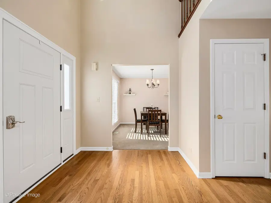 306 Carrie Court, North Aurora, IL 60542 - #2