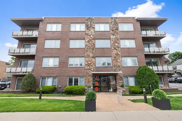 435 Ridge Road #108, Wilmette, IL 60091