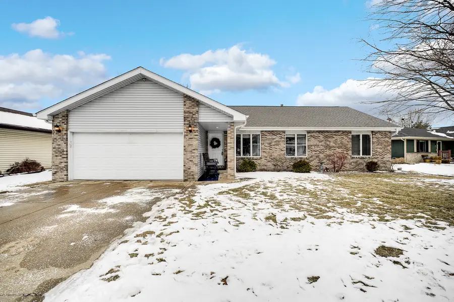 375 Meadows N Road, Bourbonnais, IL 60914 - Image #2