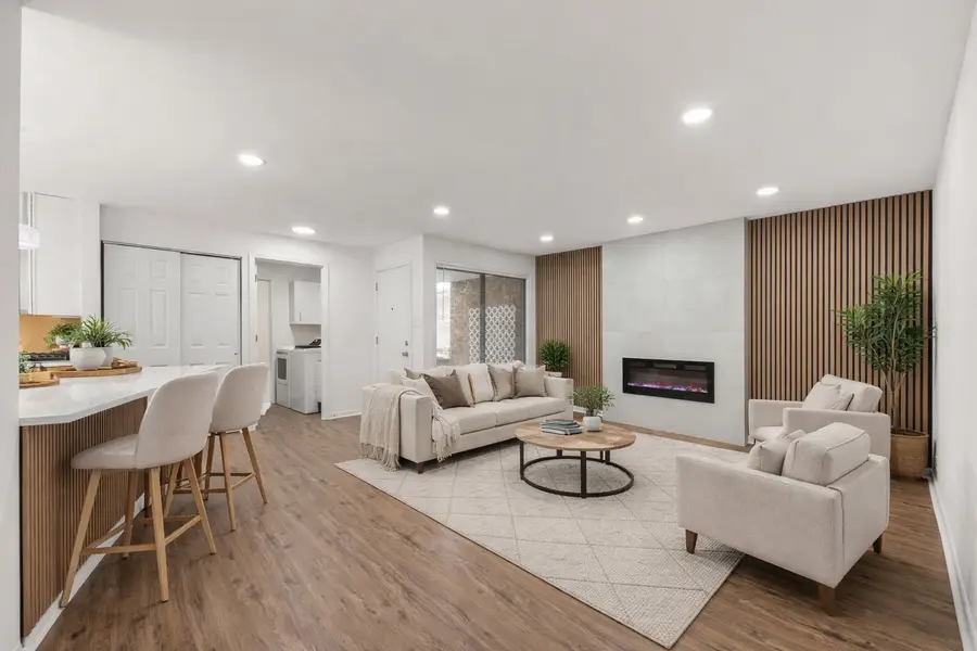 988 Chelsea Lane, Schaumburg, IL 60193 - #2