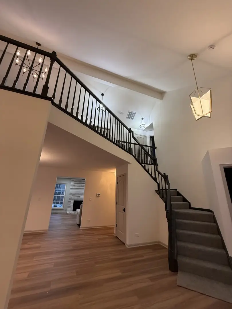 36230 N Old Creek Court, Gurnee, IL 60031 - Image #2