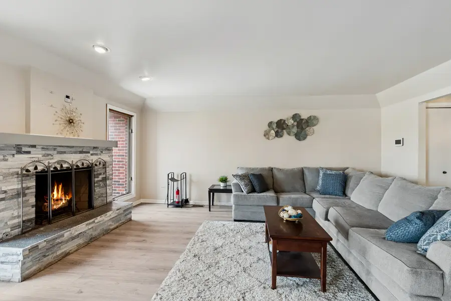 1429 Woodhollow Drive, Flossmoor, IL 60422 - #3