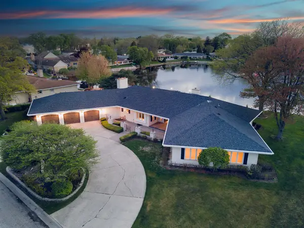 1990 Berry Lane, Des Plaines, IL 60018