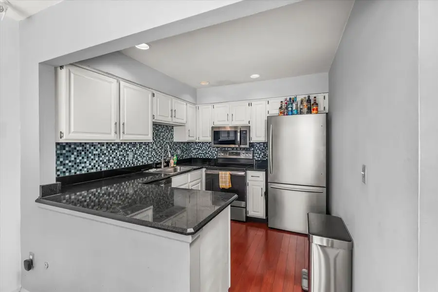 111 Aberdeen Court, Geneva, IL 60134 - #3