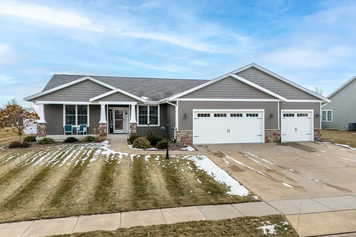 339 Hillside Drive, Eldridge, IA 52748 - Image #1