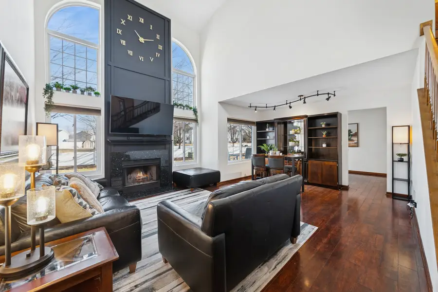 1105 Longford Road, Bartlett, IL 60103 - #2