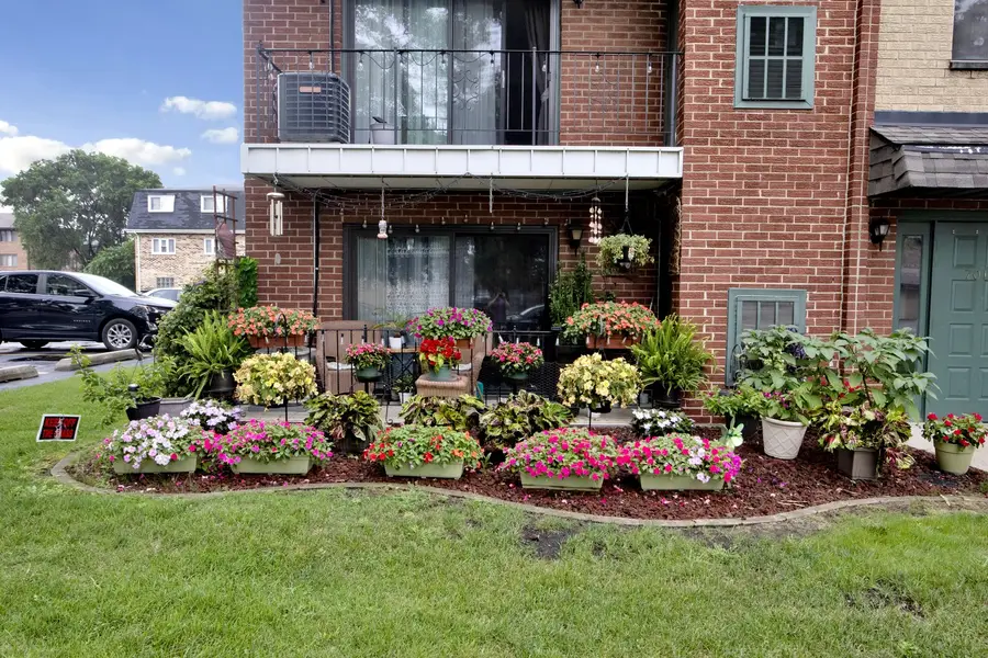 7012 98th Street #1A, Chicago Ridge, IL 60415 - #3