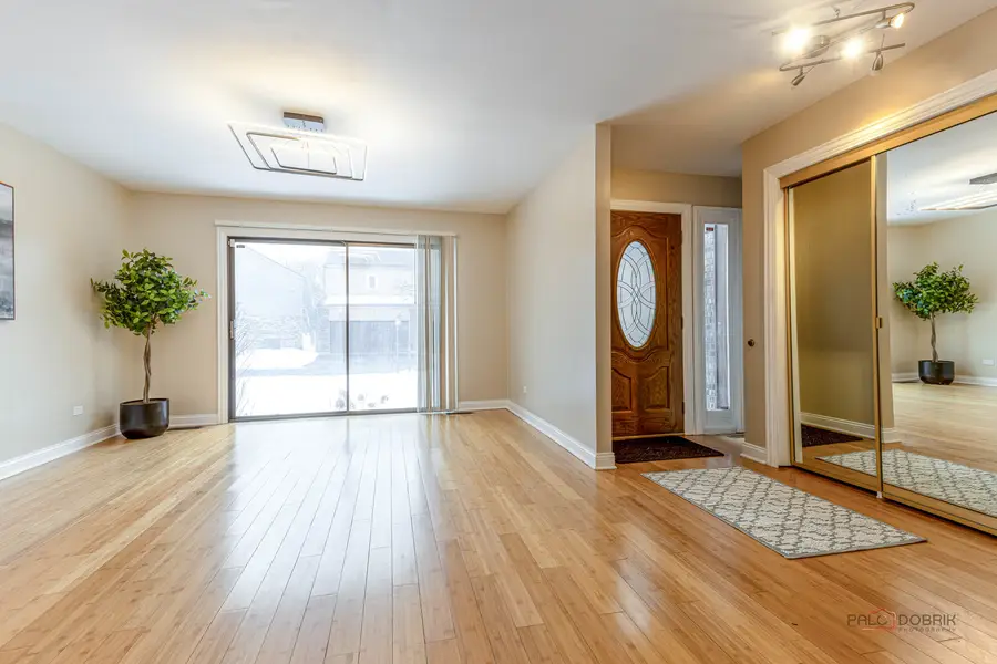 2431 Cobblewood Drive, Northbrook, IL 60062 - #3