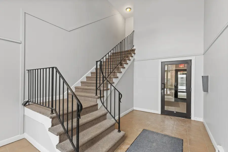 906 W Alleghany Drive #2A, Arlington Heights, IL 60004 - #2