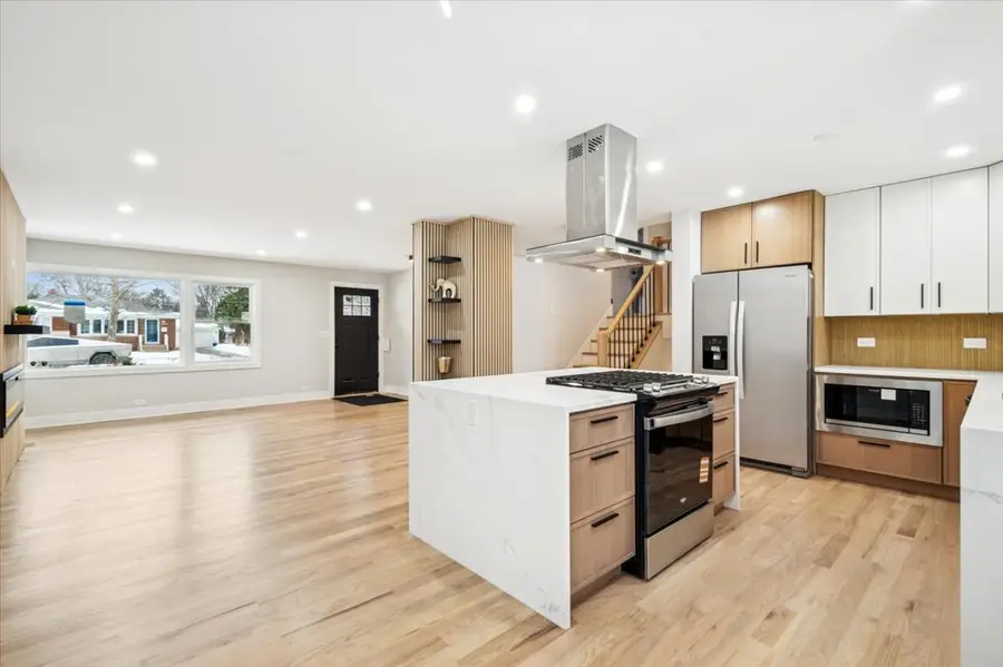 730 N Wilshire Lane, Arlington Heights, IL 60004 - Image #3