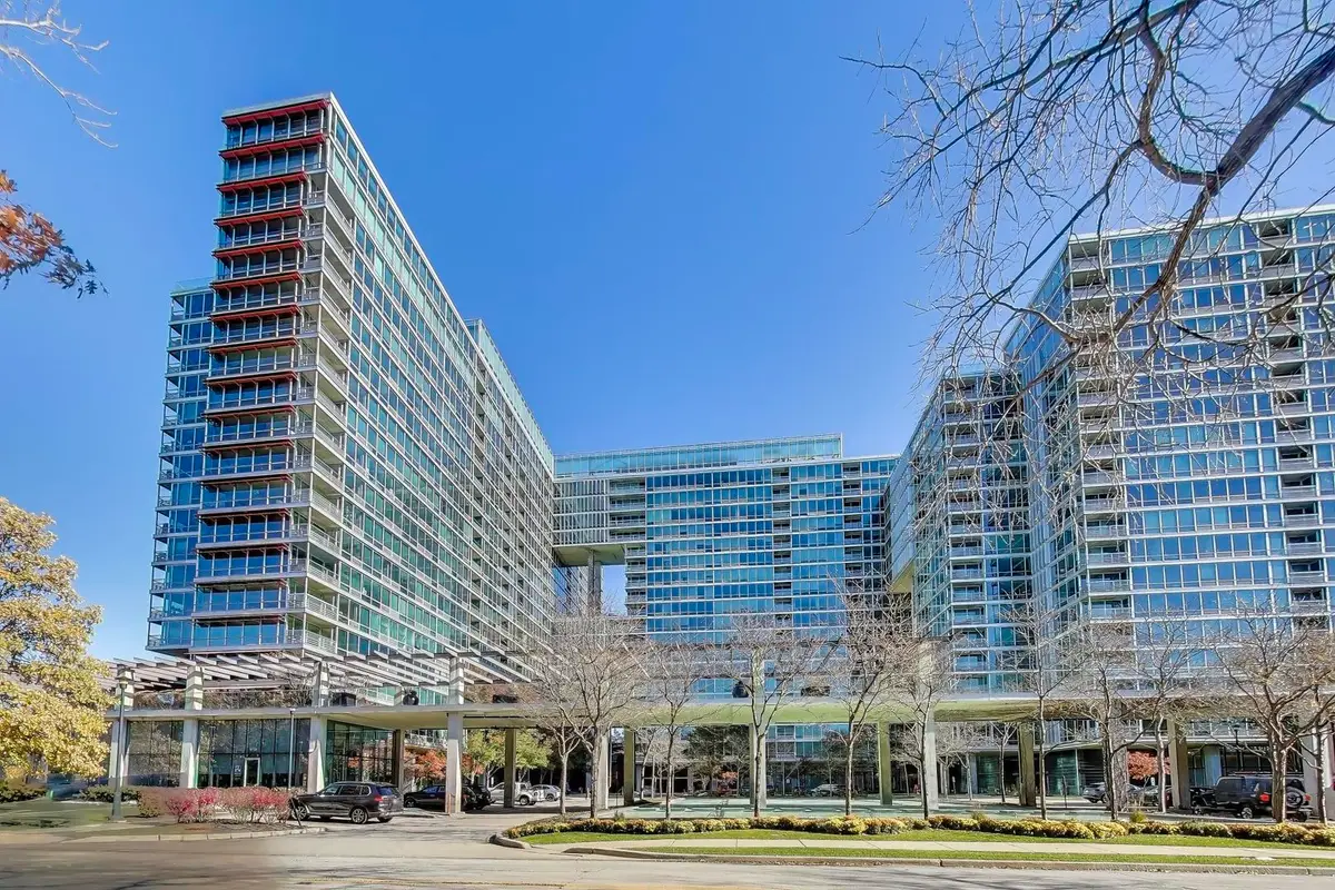 9725 Woods Drive #1005, Skokie, IL 60077 - #1