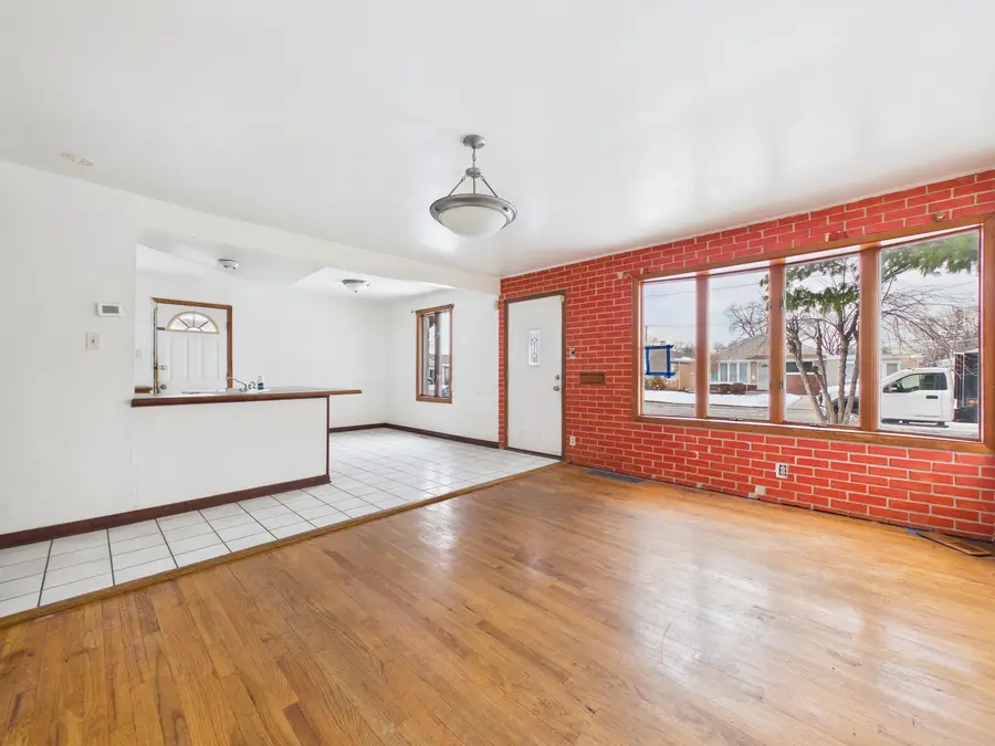 4707 W 82nd Place, Chicago, IL 60652 - Image #3