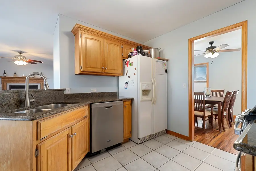 863 White Tail Bend, Manteno, IL 60950 - #3