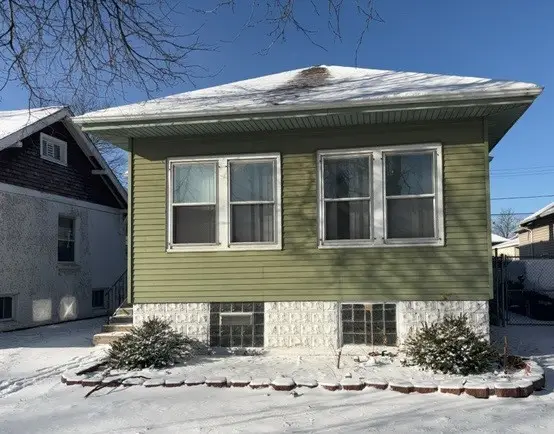 10854 S Eggleston Avenue, Chicago, IL 60628