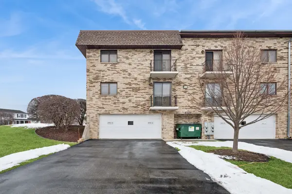 15701 Foxbend Court #1N, Orland Park, IL 60462