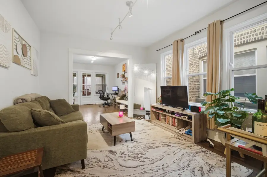 4045 W Nelson Street, Chicago, IL 60641 - Image #2