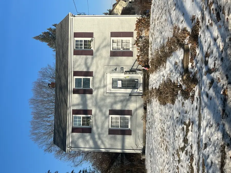 216 Robert Avenue, Rockford, IL 61107 - #2