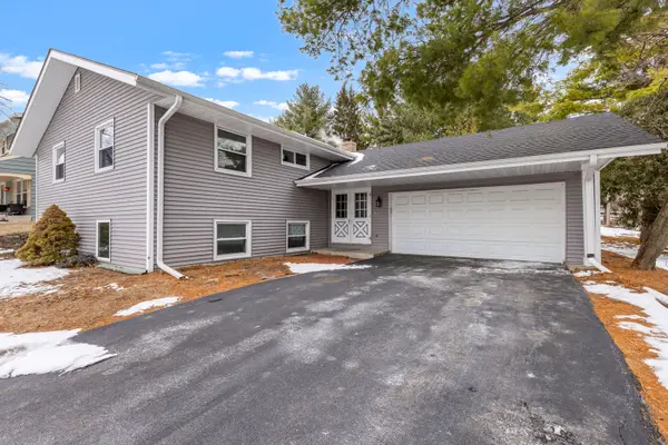 2035 Stornway Drive, Rockford, IL 61107