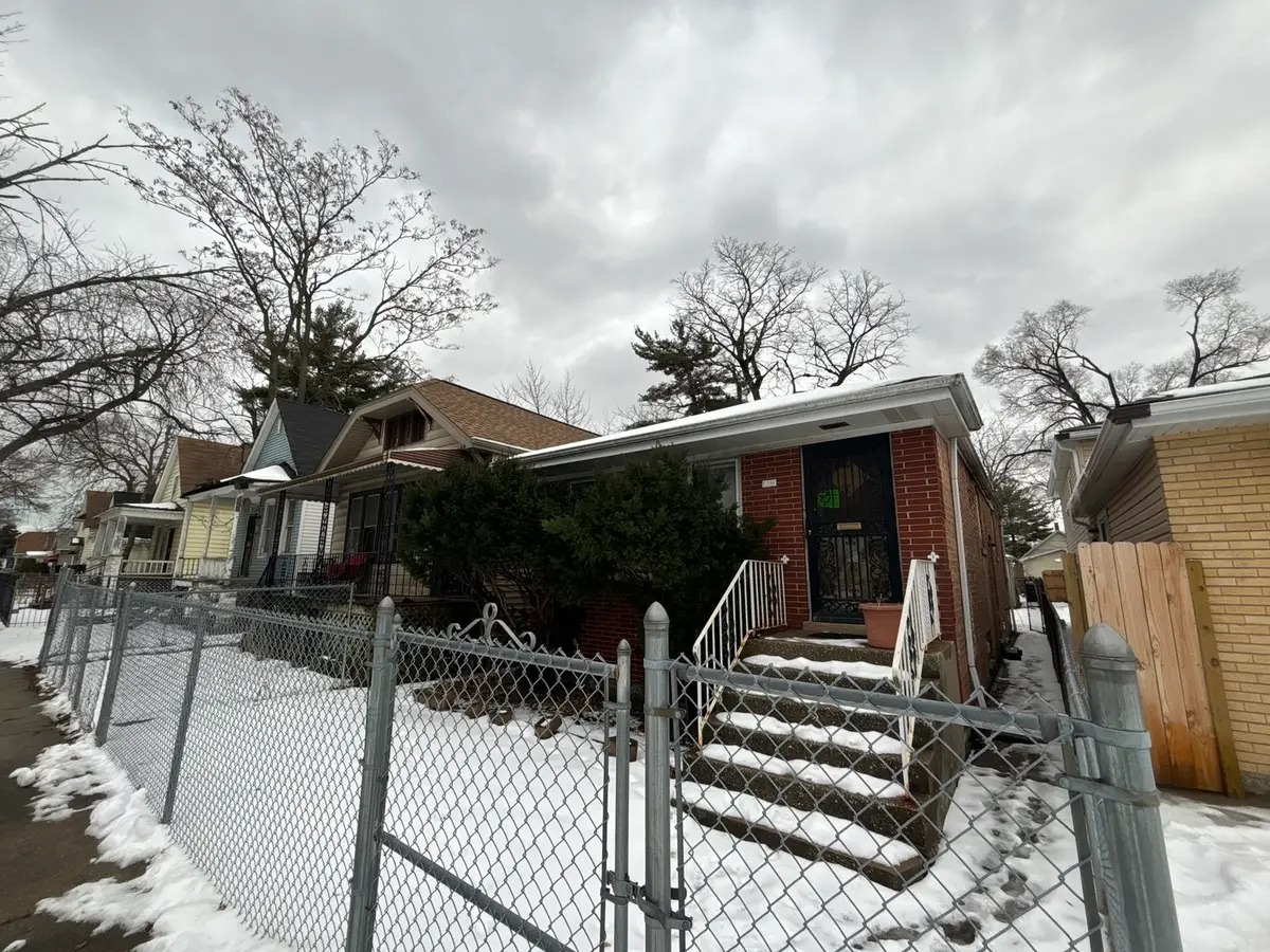 335 W 106th Place, Chicago, IL 60628 - Image #1