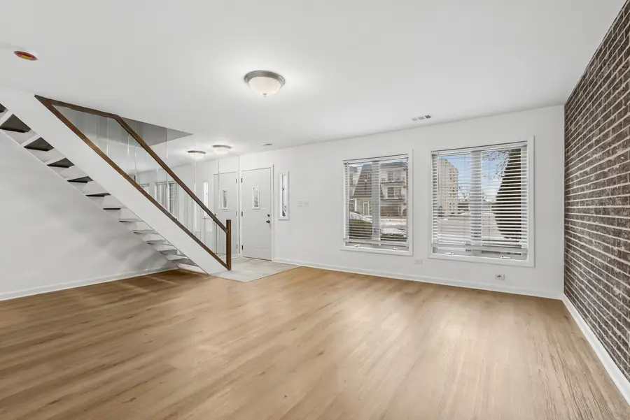 12822 Carriage Lane, Crestwood, IL 60418 - Image #2