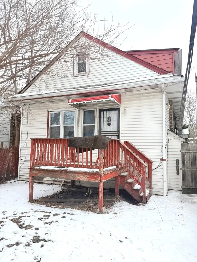 8352 S Phillips Avenue, Chicago, IL 60617 - Image #3