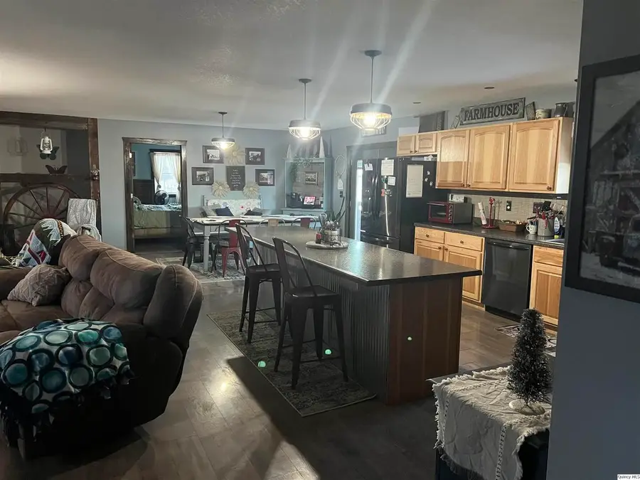 1126 E County Rd 350, Sutter, IL 62373 - Image #3