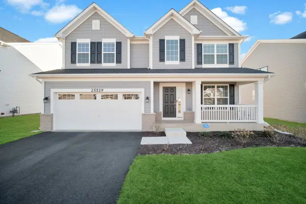 25529 W Streamwood Lane, Plainfield, IL 60544