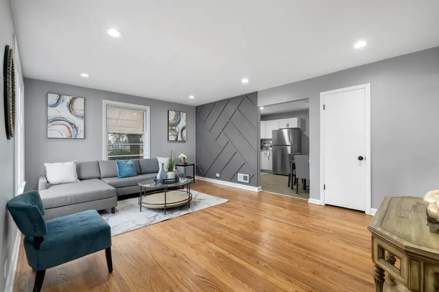 70 N Laverne Avenue, Hillside, IL 60162 - #2