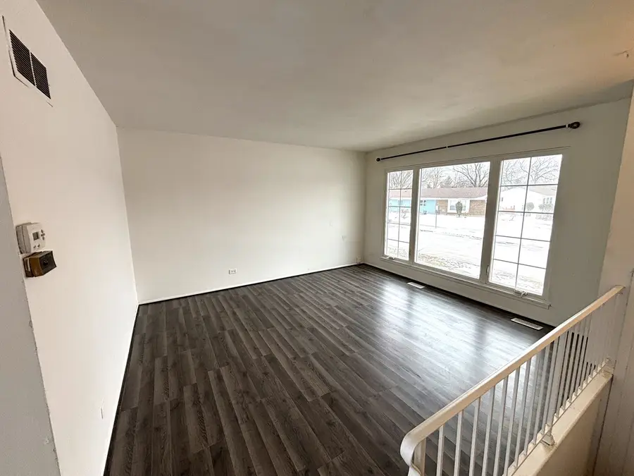 335 Shiloh Lane, Elgin, IL 60120 - #3